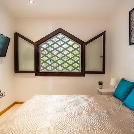 Paradise - Seaviews - Bbq - Large Terrace - Pool & Pool Bar * Playa Paraiso (Tenerife)